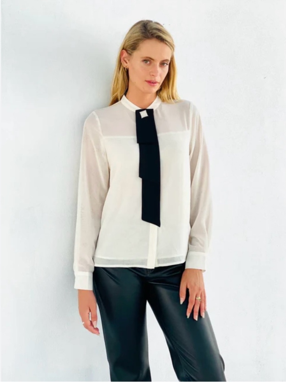 NWOT Zara Sheer Blouse with black tie accent and rhinestone brooch. Size S.